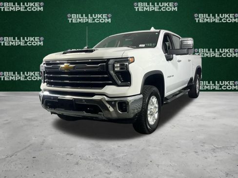 Used 2025 Chevrolet Silverado 2500 LTZ w/ LTZ Convenience Package AWD/4WD image 3