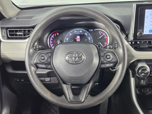 Used 2025 Toyota RAV4 XLE w/ Convenience Package FWD image 22