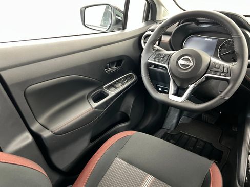 New 2025 Nissan Versa SR w/ Trunk Package image 11