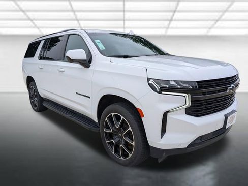 Used 2024 Chevrolet Suburban RST RWD image 1