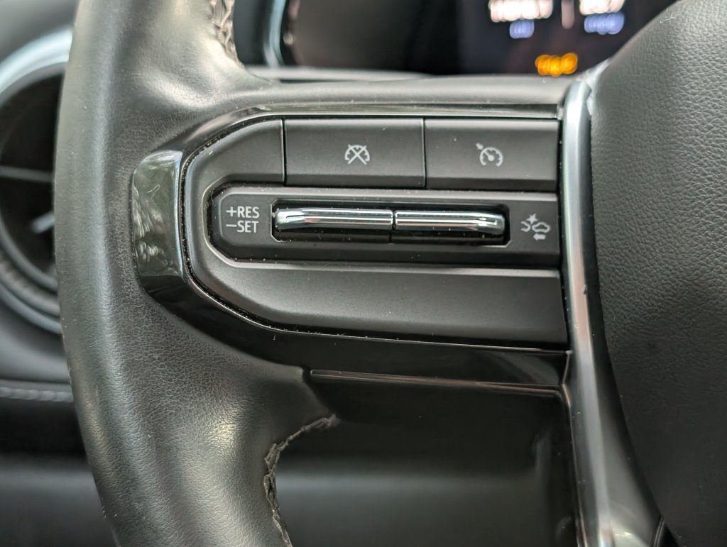 Used 2025 Chevrolet Colorado LT w/ Advanced Trailering Package RWD image 25