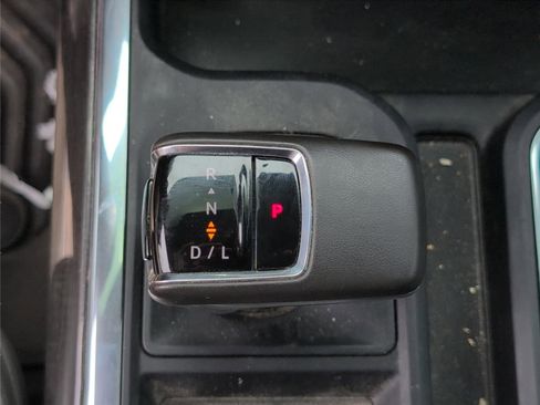 Used 2023 Chevrolet Silverado 1500 LTZ AWD/4WD image 20