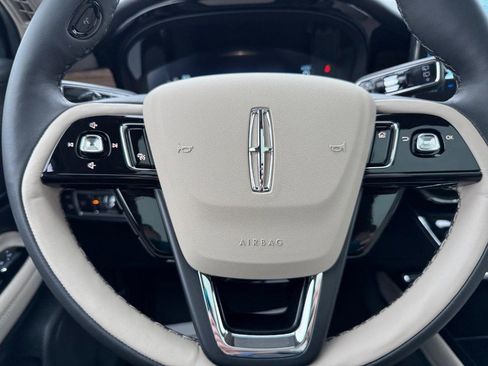 New 2026 Lincoln Corsair Grand Touring AWD/4WD image 18