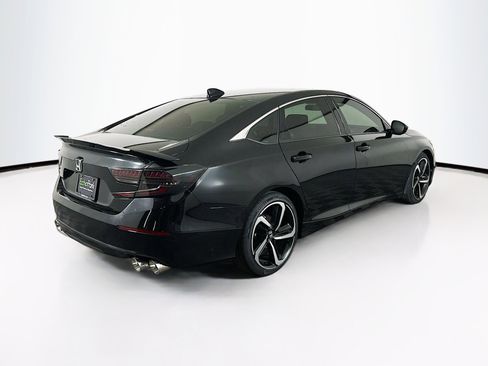 Used 2018 Honda Accord Sport image 9