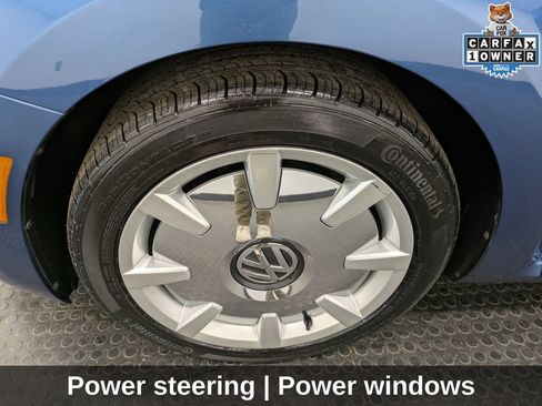 Used 2019 Volkswagen Beetle 2.0T SE FWD image 9