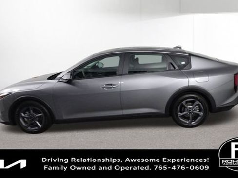 Used 2025 Kia K4 LXS image 5