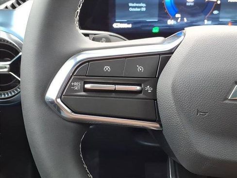 New 2026 Chevrolet Equinox EV LT image 24