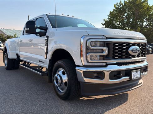 Used 2026 Ford F350 Lariat AWD/4WD image 5