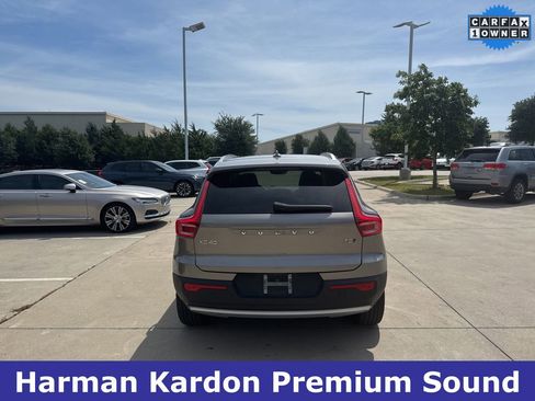 Used 2022 Volvo XC40 T5 Inscription w/ Advanced Package AWD/4WD image 6