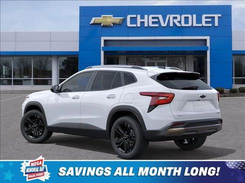 New 2026 Chevrolet Trax ACTIV FWD image 3