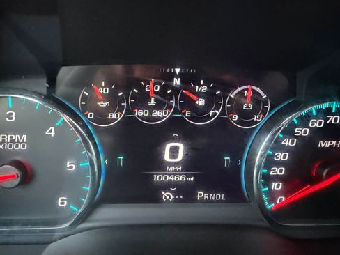 Used 2017 Chevrolet Suburban Premier AWD/4WD image 22