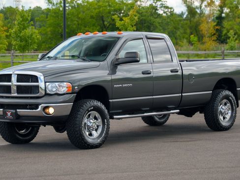 Used 2003 Dodge Ram 2500 Truck ST AWD/4WD image 5