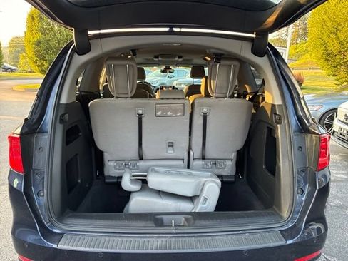 Used 2024 Honda Odyssey Touring image 11