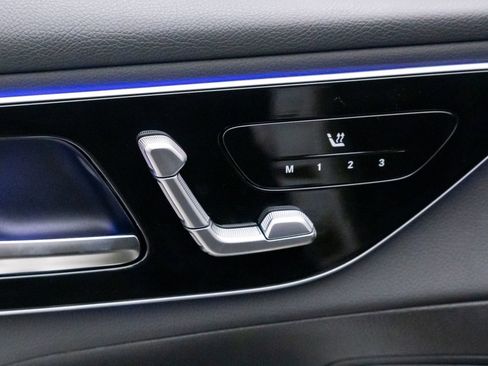 New 2026 Mercedes-Benz GLC 300 4MATIC image 16