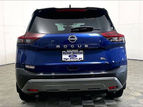 Used 2023 Nissan Rogue SL w/ SL Premium Package FWD image 4