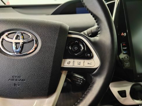 Used 2019 Toyota Prius Prime Advanced image 20