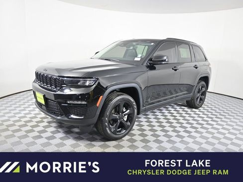Used 2023 Jeep Grand Cherokee Limited w/ Black Appearance Package image 1