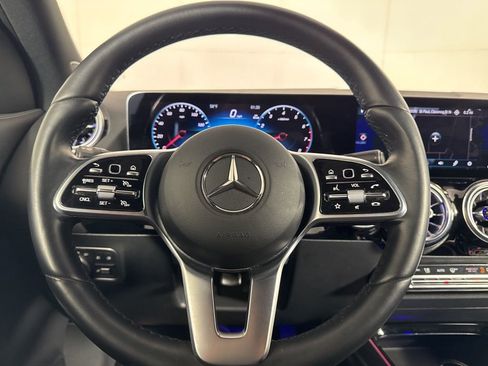 Used 2023 Mercedes-Benz GLA 250 GLA 250 image 33