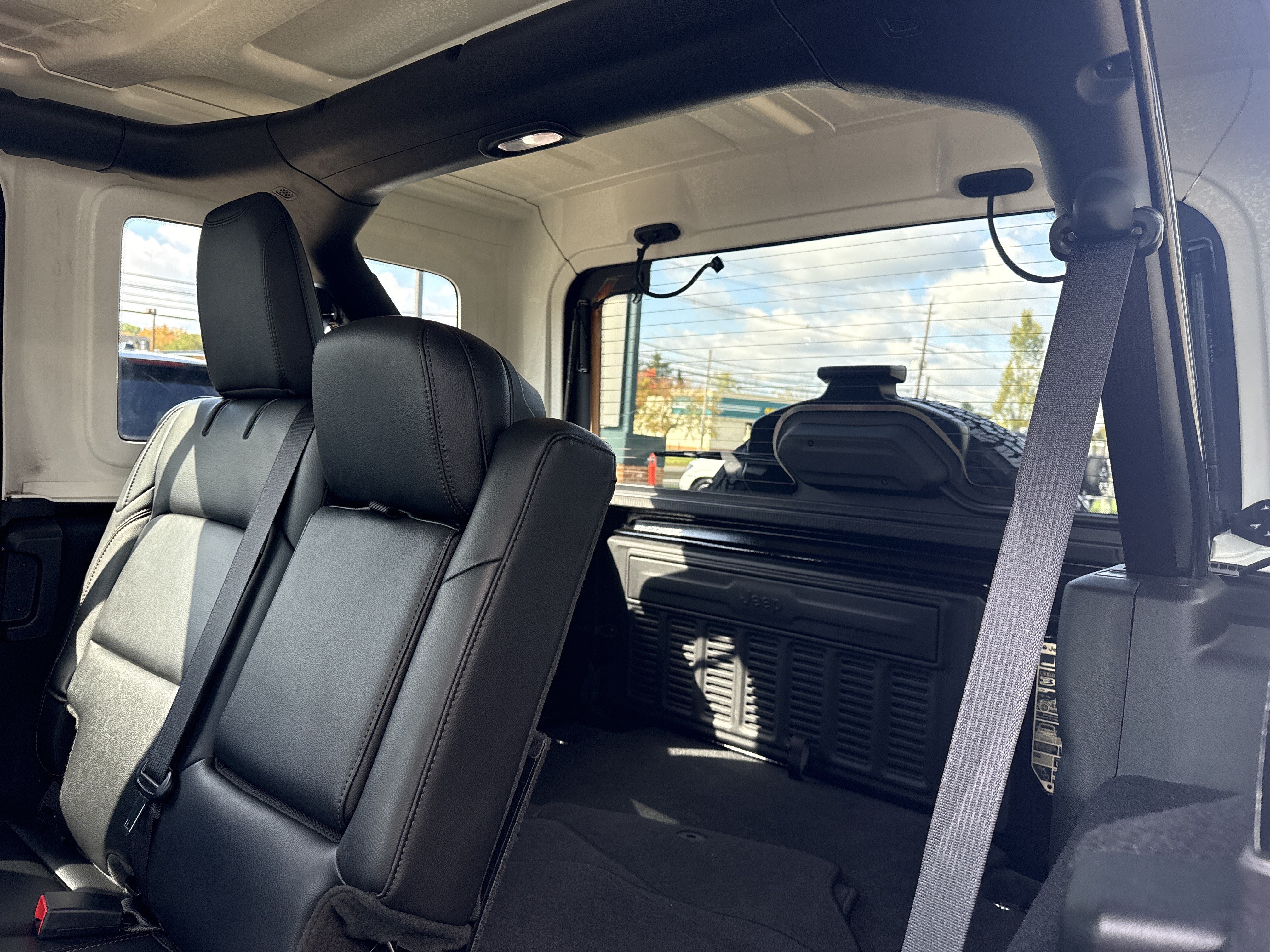Used 2023 Jeep Wrangler Unlimited Rubicon 392 AWD/4WD image 74
