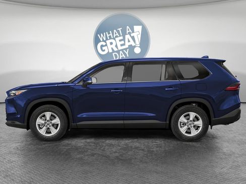 New 2026 Toyota Grand Highlander AWD image 3