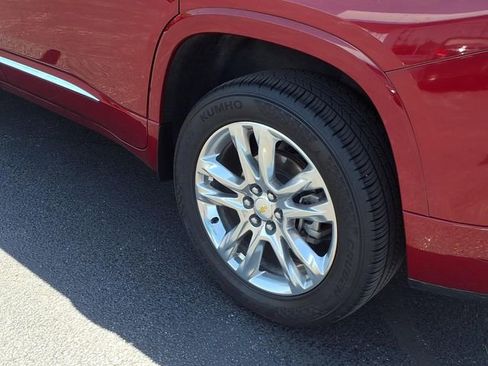 Used 2020 Chevrolet Traverse High Country FWD image 27