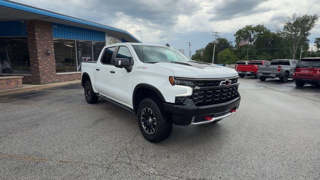 Used 2022 Chevrolet Silverado 1500 ZR2 w/ Technology Package AWD/4WD image 2