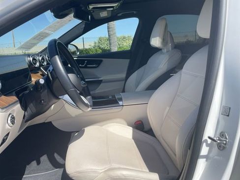 Used 2022 Mercedes-Benz C 300 Sedan image 19