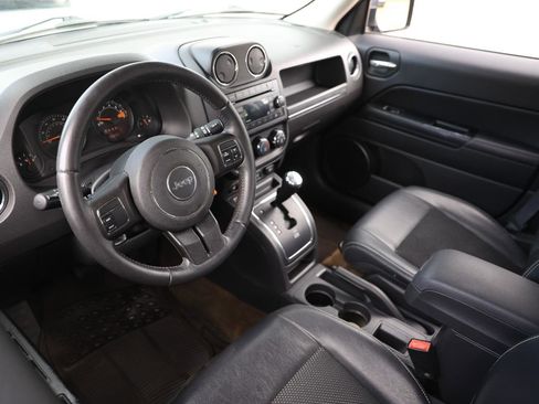 Used 2016 Jeep Patriot Sport w/ Power Value Group FWD image 4