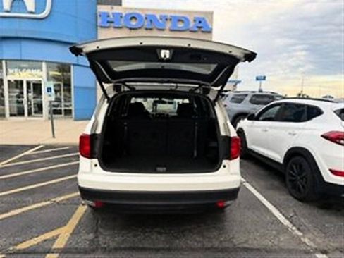 Used 2017 Honda Pilot EX-L image 8