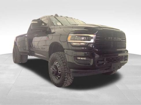 Used 2023 RAM 3500 Laramie w/ Night Edition image 4