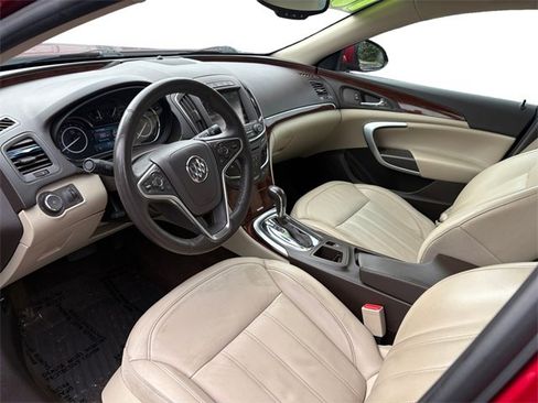 Used 2015 Buick Regal Premium w/ Experience Buick Package image 9