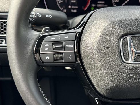 Used 2023 Honda Civic Sport image 9