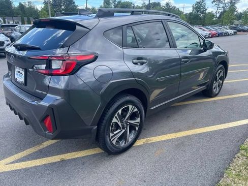 Used 2024 Subaru Crosstrek 2.0i Premium AWD/4WD image 5