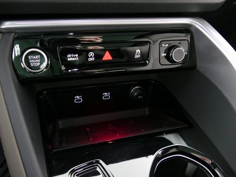 New 2025 Audi Q5 Premium Plus image 20