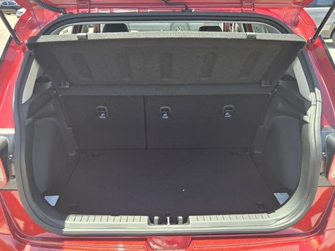 Certified 2025 Hyundai Venue Limited FWD image 15