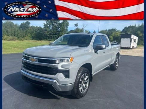 Used 2024 Chevrolet Silverado 1500 LT AWD/4WD image 1
