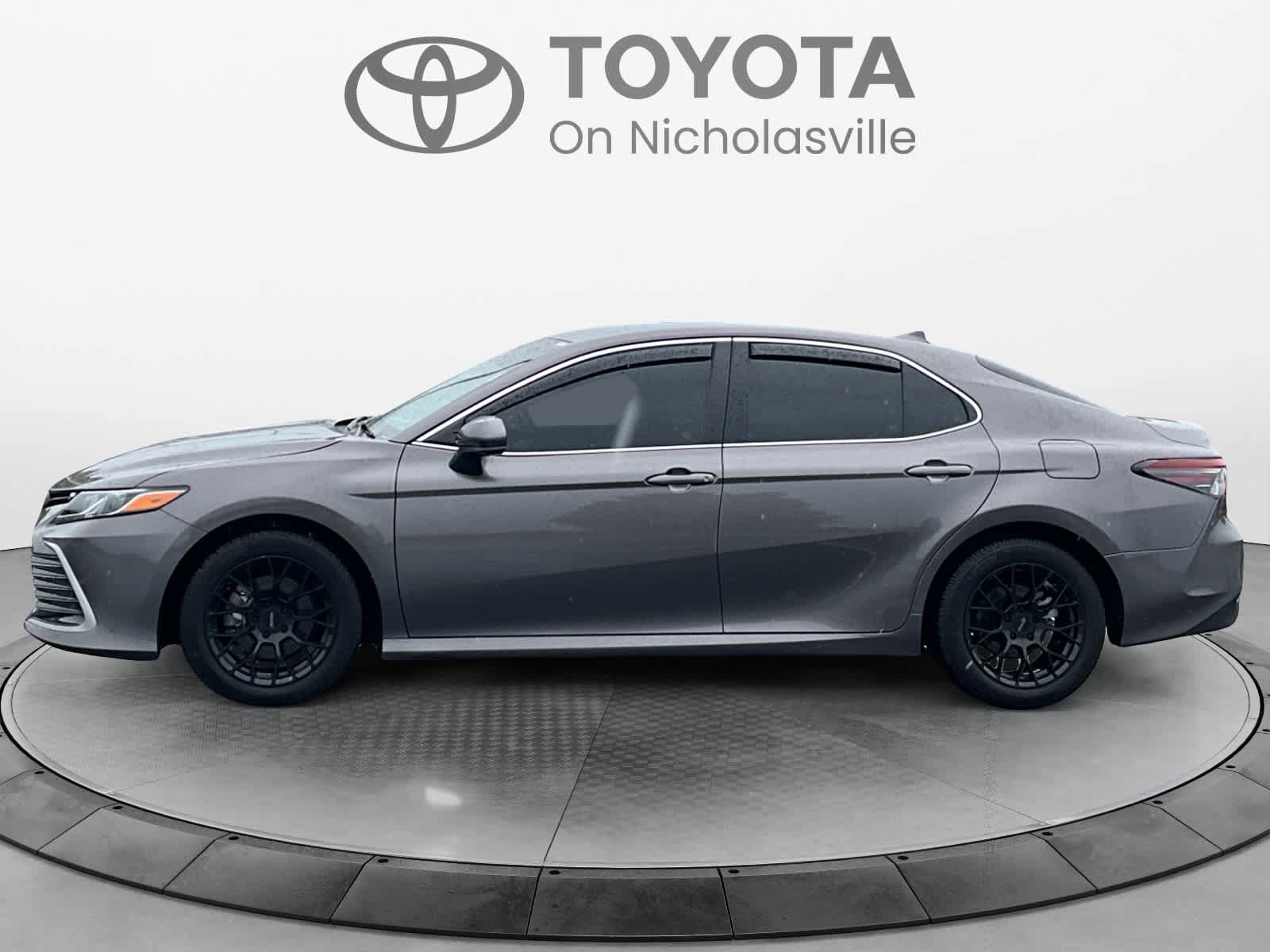 Used 2023 Toyota Camry LE FWD image 2