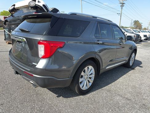 Used 2020 Ford Explorer Limited w/ Class III Trailer Tow Package image 8