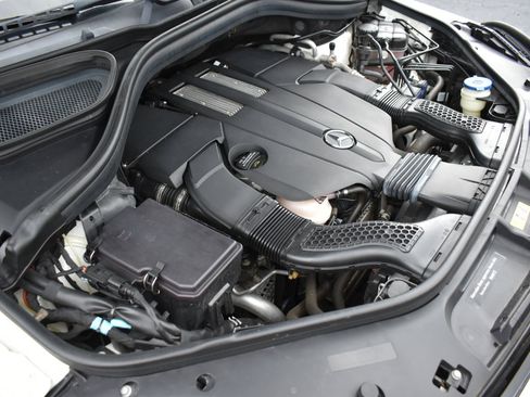 Used 2018 Mercedes-Benz GLS 450 4MATIC w/ Premium Package image 56