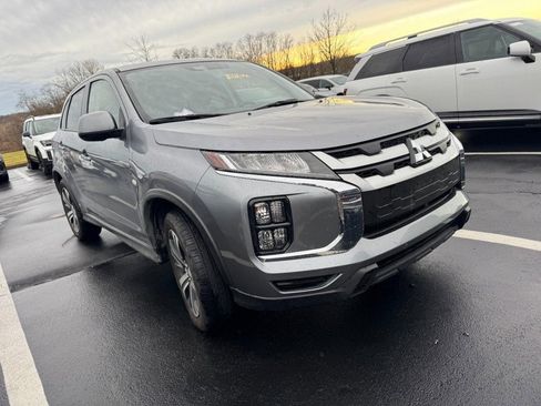 Used 2024 Mitsubishi Outlander Sport SE image 4
