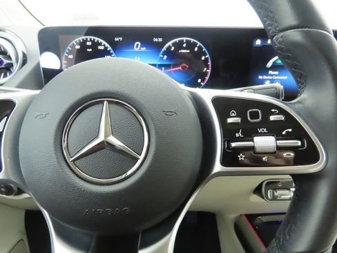 Certified 2023 Mercedes-Benz GLA 250 image 12