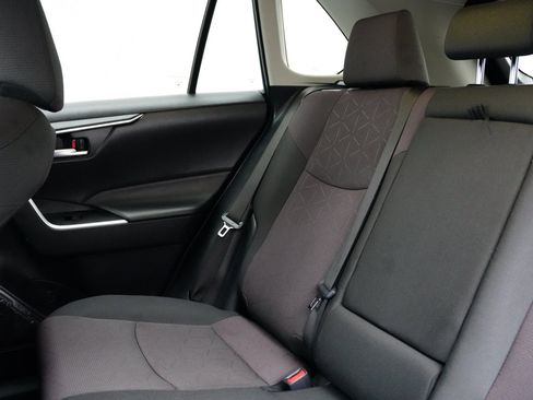 Used 2024 Toyota RAV4 XLE image 15