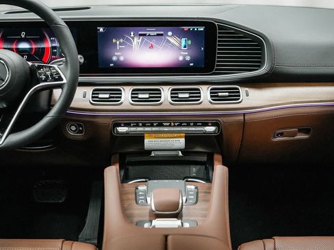 New 2026 Mercedes-Benz GLE 580 GLE 580 image 13