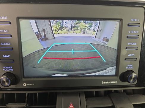 Used 2022 Toyota RAV4 XLE FWD image 26