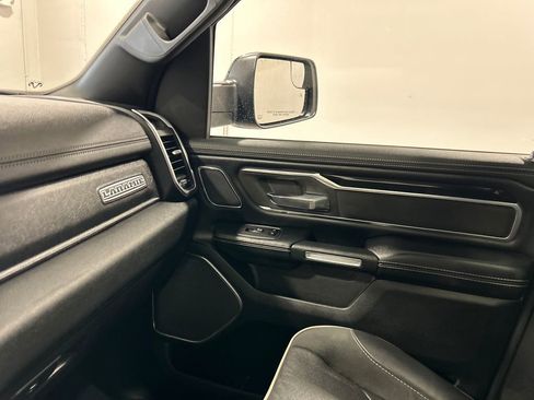 Used 2019 RAM 1500 Laramie image 26