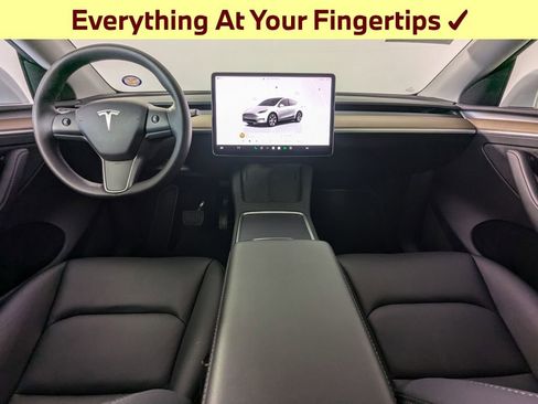 Used 2023 Tesla Model Y Long Range image 5