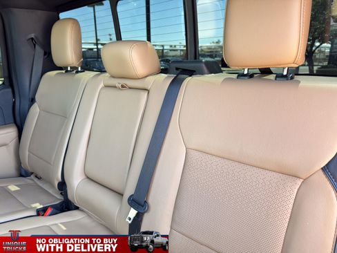 Used 2023 Ford F250 Lariat w/ FX4 Off-Road Package AWD/4WD image 23