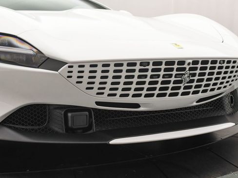 Certified 2024 Ferrari Roma image 27