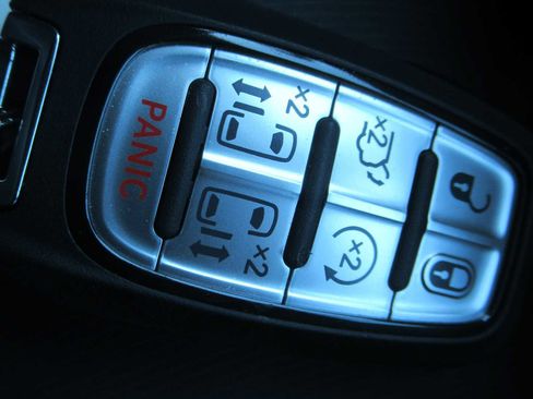 New 2026 Chrysler Pacifica Select image 39