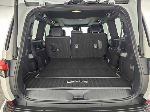 Certified 2025 Lexus GX 550 Luxury+ w/ Accessory Package (31) image 16